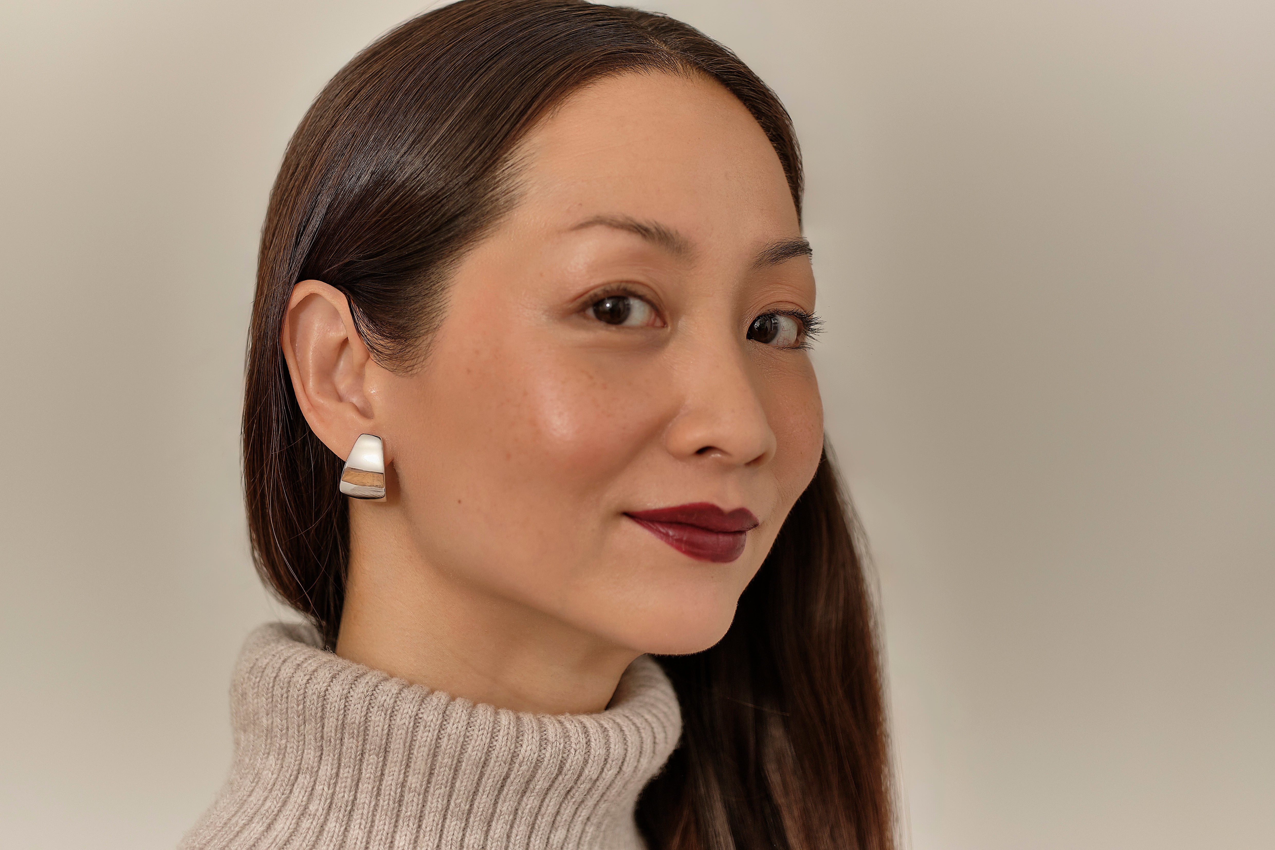 Graduated Earrings - Shiny Gold - The Hoop Station