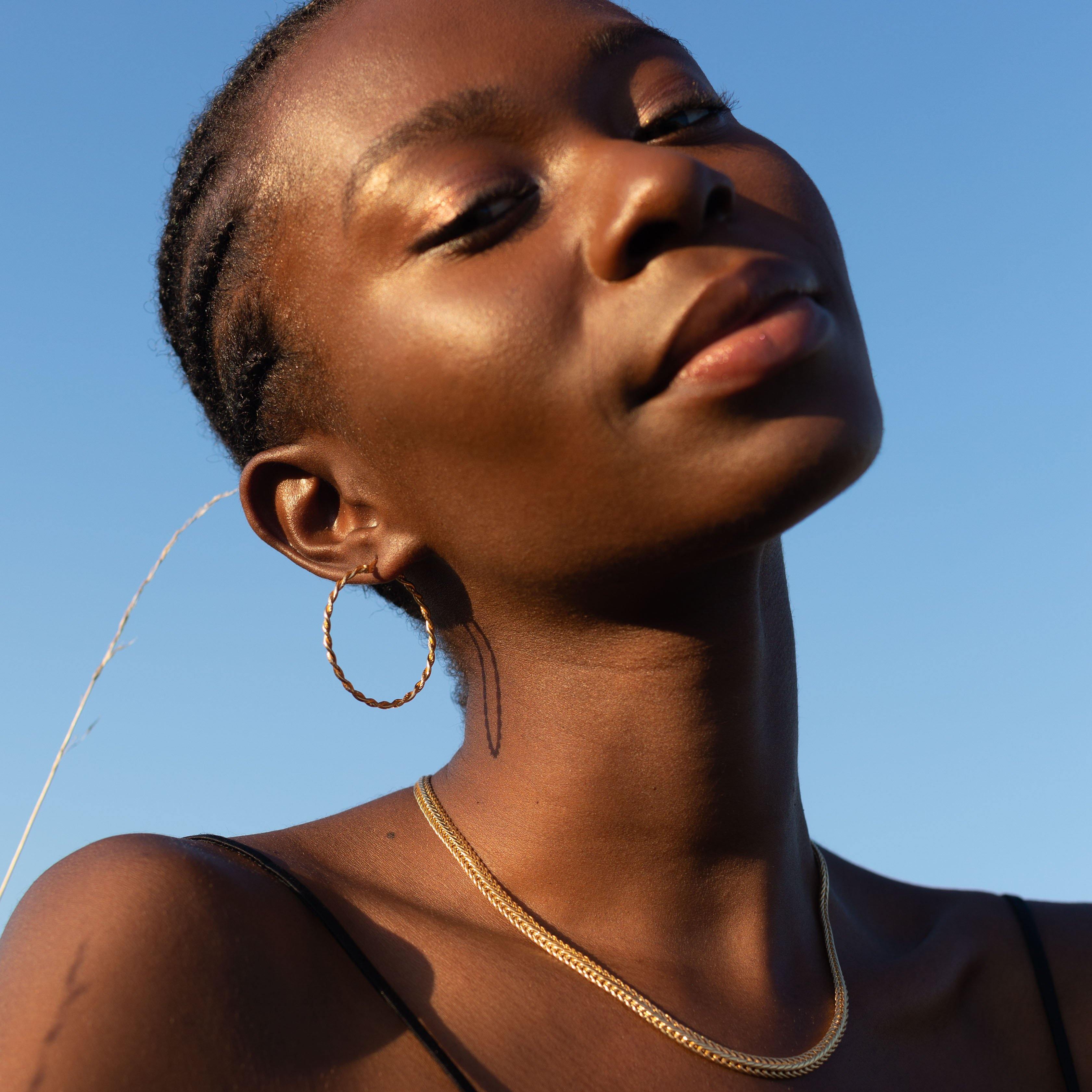 twist earrings hoops