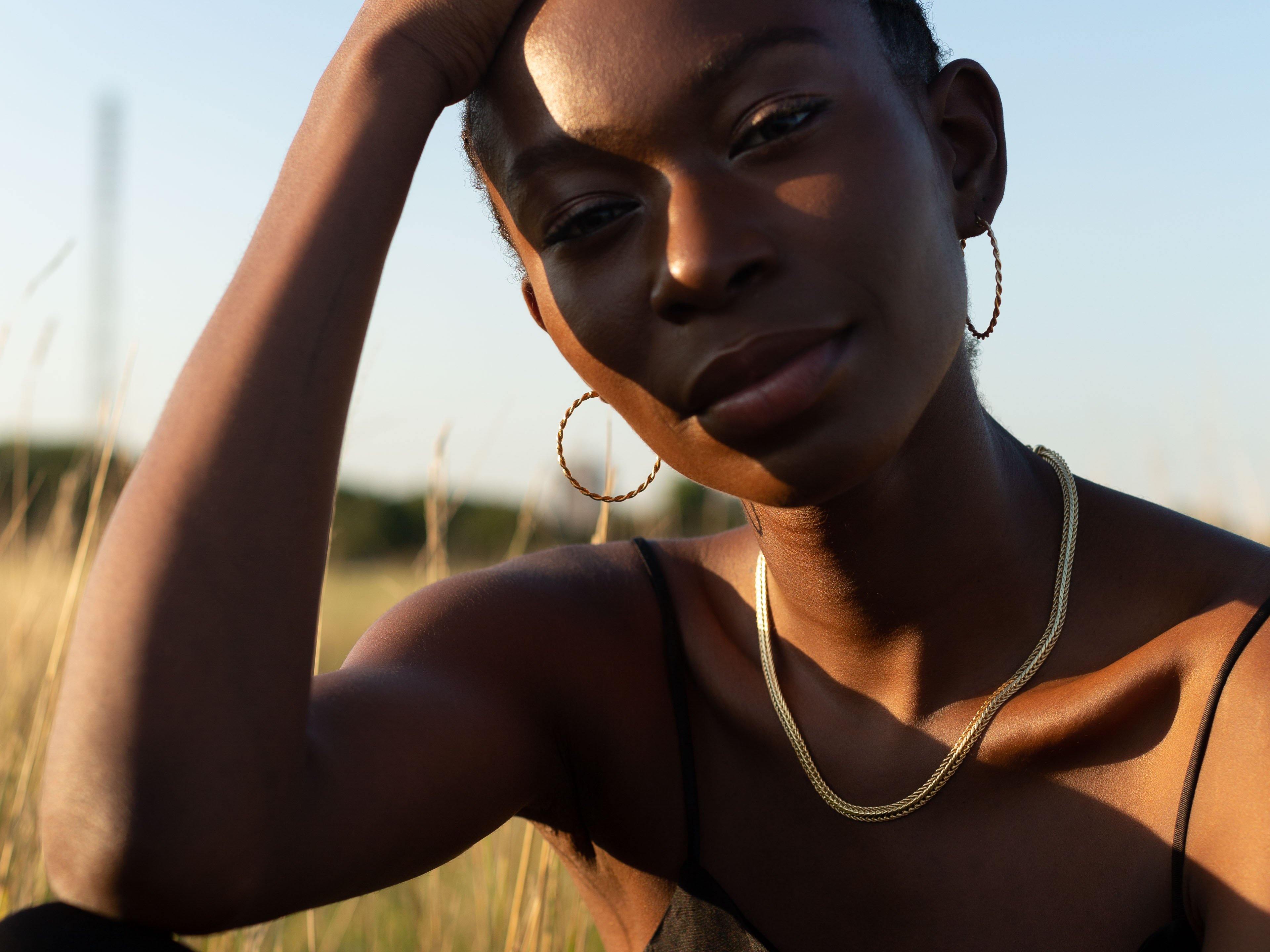 Medium twist earrings