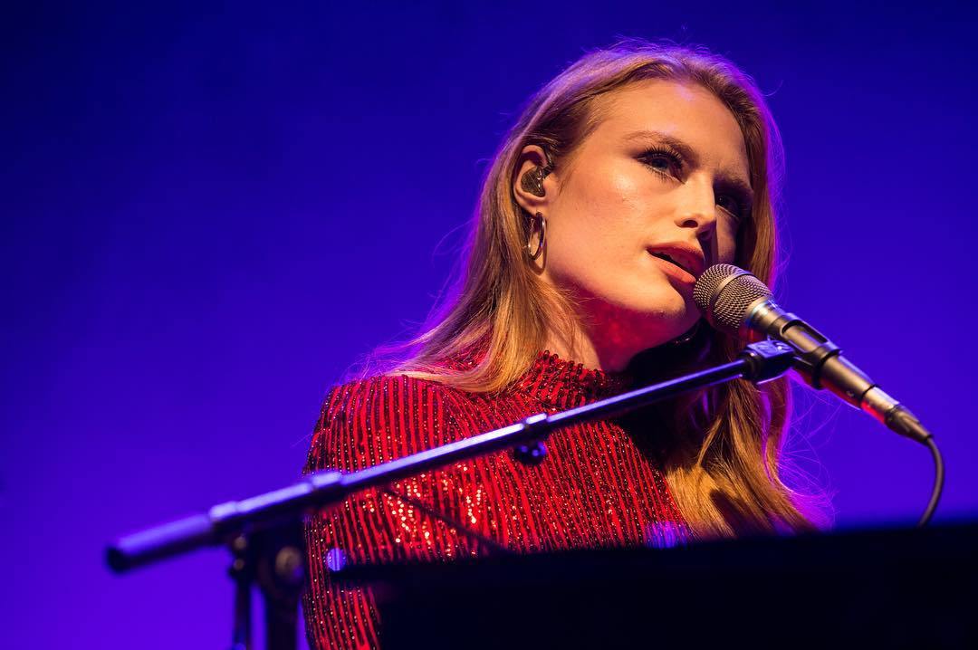 Freya Ridings Kicks Off UK Tour - THE HOOP STATION by Georgiana Scott Jewellery