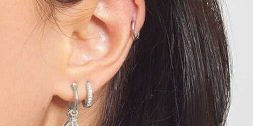 Ultimate Guide to Choosing the Perfect Huggie Earrings