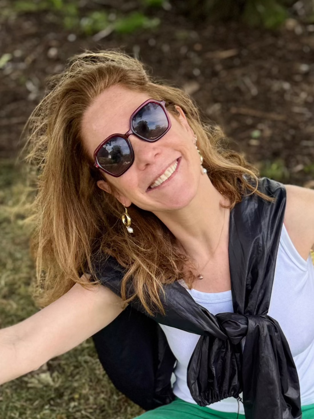 How to Style Hoops for Daytime Outfits