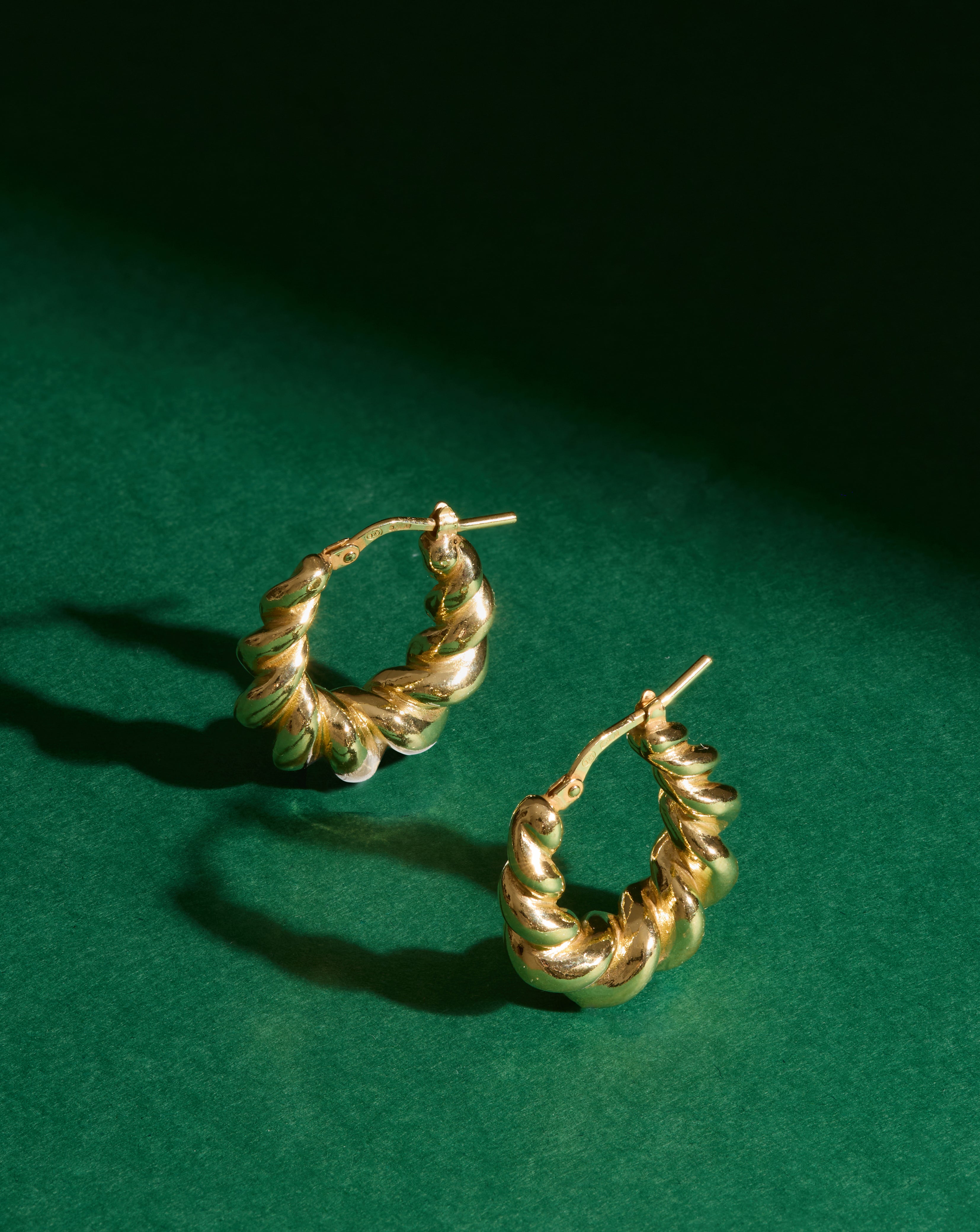 Step Into Our Hoopermarket Shoot! 📸