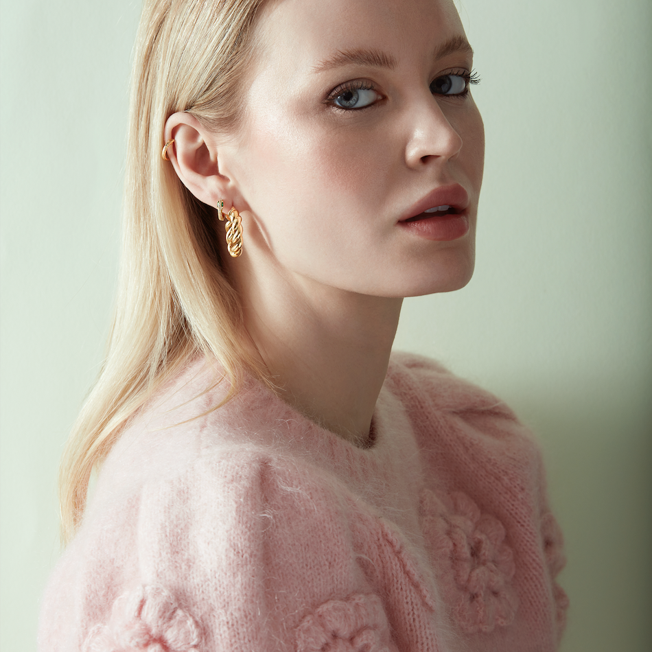 Swirl Hoop Earrings - Gold -24 mm - The Hoop Station 